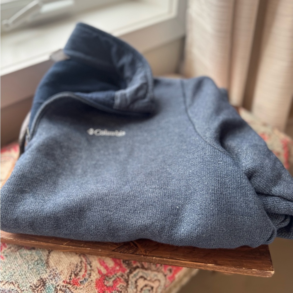 Columbia Men's Dark Blue Zip-Up Sweater